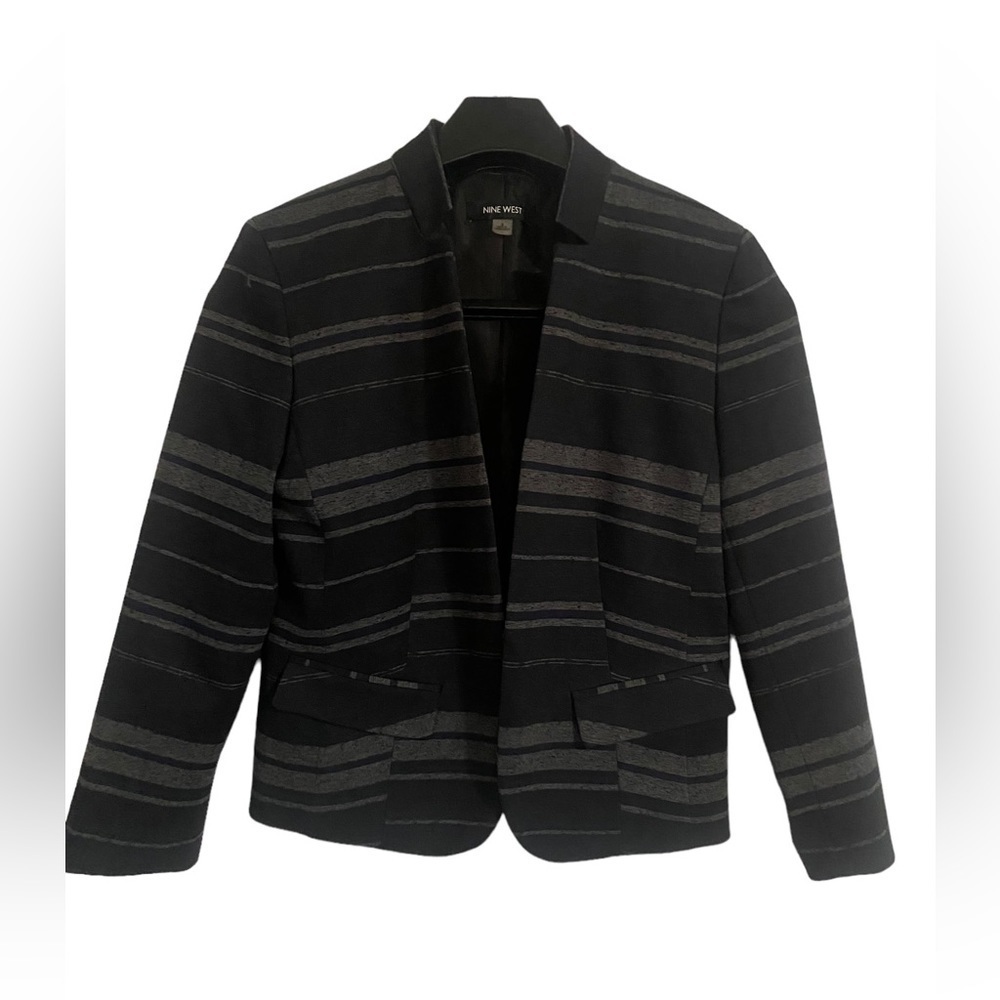 Nine West Black/Gray/Navy Blue Stripped Blazer -size 4 - Picture 3 of 6